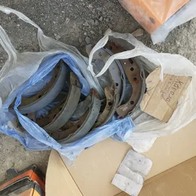 Каролла тормозной колодка