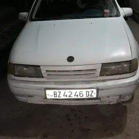 Opel Vectra 1990