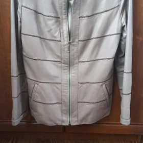 женская куртка кожаная