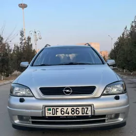 Opel Astra 2001