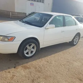 Toyota Camry 1998