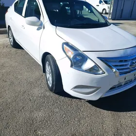 Nissan Versa 2016