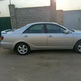 Toyota Camry 2005