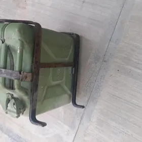 Kanistr demirden Канистр 20 Li