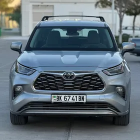 Toyota Highlander 2020