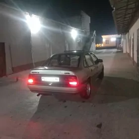 Opel Vectra 1990