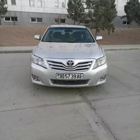 Toyota Camry 2011