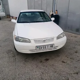 Toyota Camry 1998