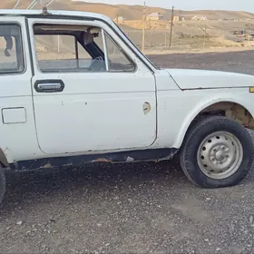 Lada Niva 2002