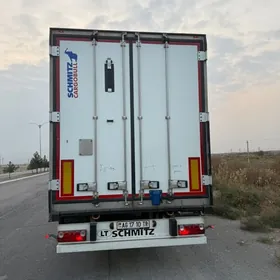 Schmitz Cargobull 2020