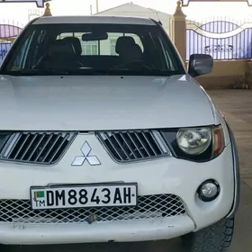 Mitsubishi L200 2008