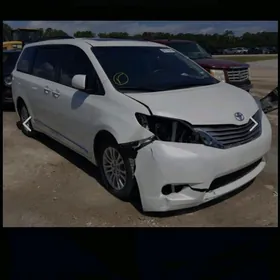 Toyota Sienna 2017