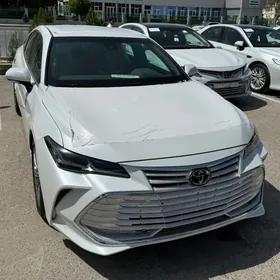 Toyota Avalon 2022