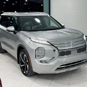 Mitsubishi Outlander 2022