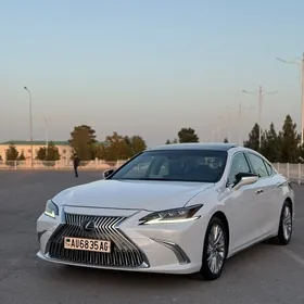 Lexus ES 350 2019