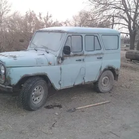 UAZ 469 2000
