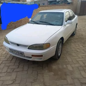 Toyota Camry 1993