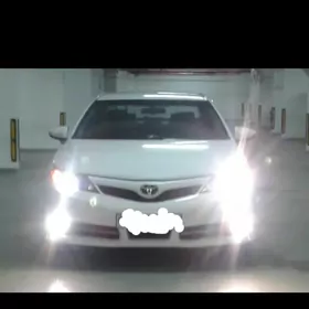 Toyota Camry 2014