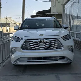 Toyota Highlander 2020