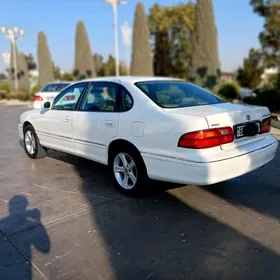 Toyota Avalon 1999