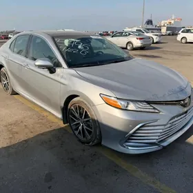 Toyota Camry 2023