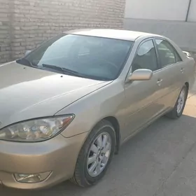 Toyota Camry 2004