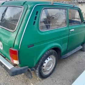 Lada Niva 1999