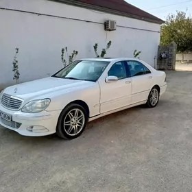 Mercedes-Benz S-Class 1999