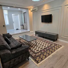 3-комн. 1-этаж  5-мкр.