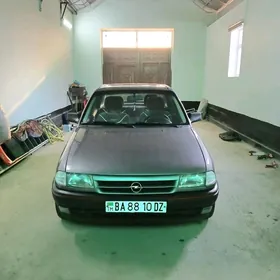 Opel Astra 1992