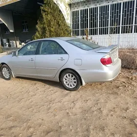 Toyota Camry 2005