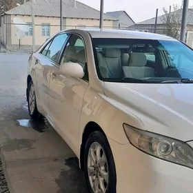 Toyota Camry 2010