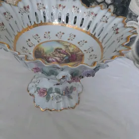 фарфоровая ваза