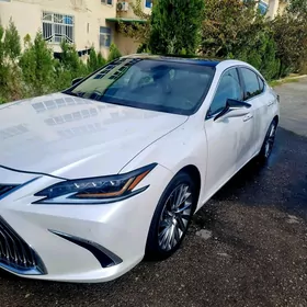 Lexus ES 350 2020