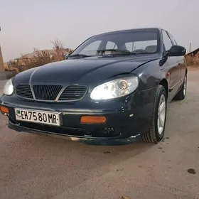 Daewoo Leganza 1998