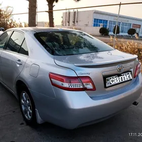 Toyota Camry 2011