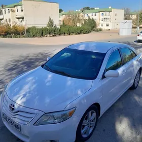 Toyota Camry 2010