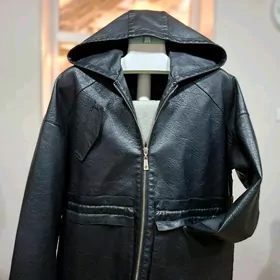 Куртки и сапоги