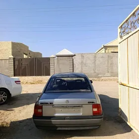 Opel Vectra 1992