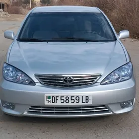 Toyota Camry 2004