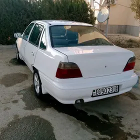 Daewoo Nexia 1995