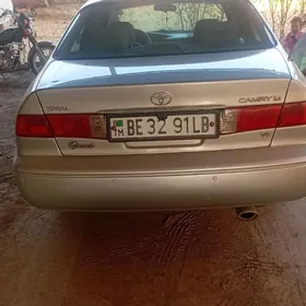 Toyota Camry 2000