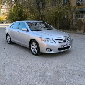 Toyota Camry 2011