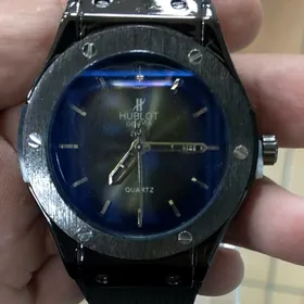 Hublot Sagat часы