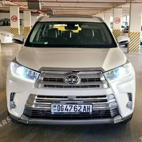 Toyota Highlander 2018