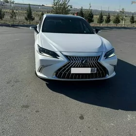 Lexus ES 350 2022