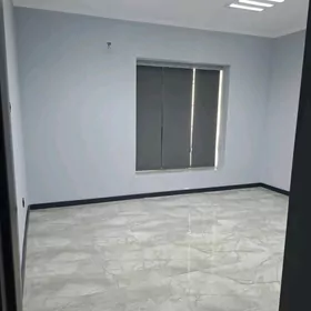 Ofis Yerewanskiy kochede Офис