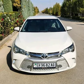 Toyota Camry 2017