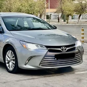 Toyota Camry 2015
