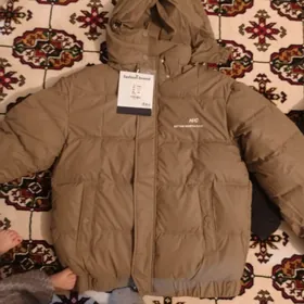 VZROALYY VE DETSKIY PODRASTOVY